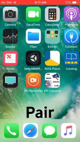 Animation of an iOS device pairing with a Bluetooth controller
